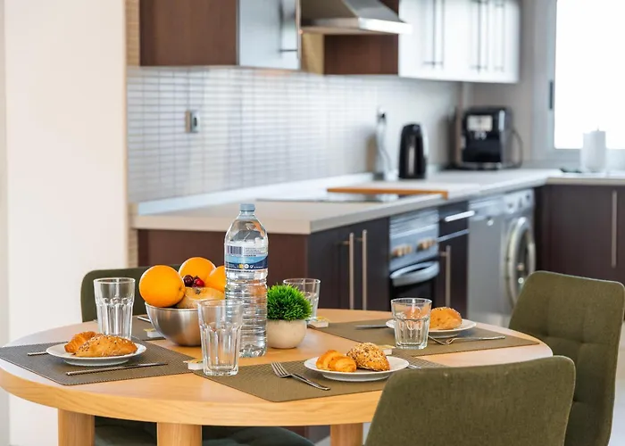 Family Deluxe Daire Playa Paraiso (Tenerife)